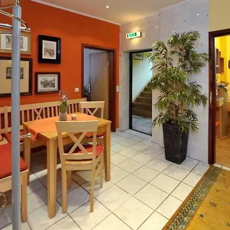 Margit Monaco di Baviera