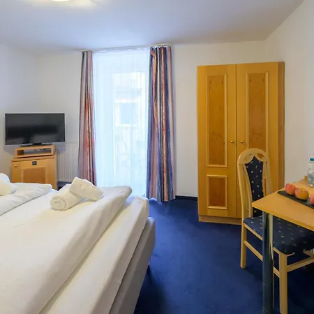 Hotel Margit